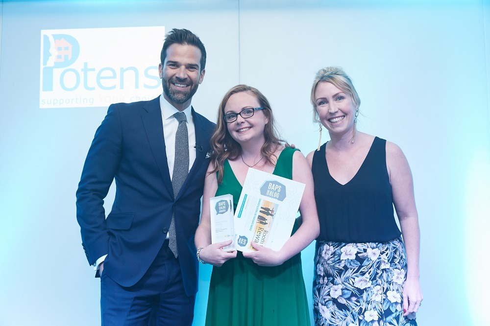 Little Mama Murphy accepts her BAPS Award for Blog Post That Made the Biggest Impact