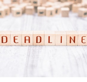 the word deadline spelled out in blocks