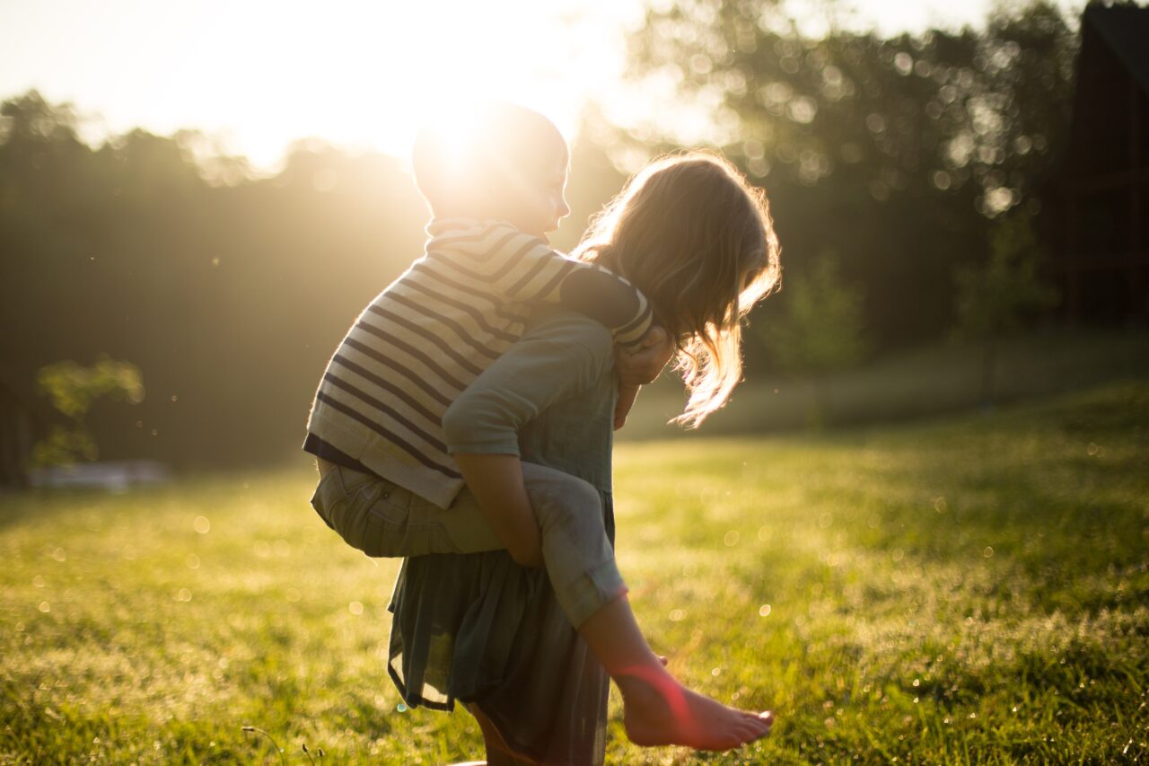 siblings piggyback photo